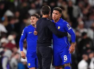 enzo fernandez - ilustrasi berita Alonso Buka Kemungkinan Kepindahan Enzo Fernandez, Nasib Pedro Neto Di Chelsea Masih…