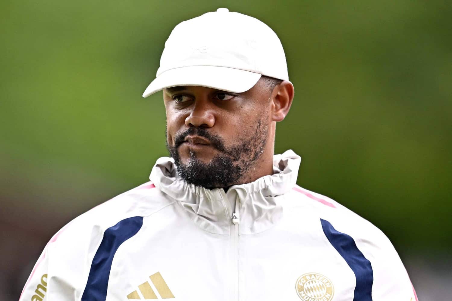 aturan 48 jam Kompany Terapkan Aturan 48 Jam untuk Memaksimalkan Fokus Pemain… aturan 48 jam - ilustrasi berita Kompany Terapkan Aturan 48 Jam untuk Memaksimalkan Fokus Pemain Bayern
