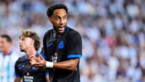 kemenangan deportivo - ilustrasi berita Kemenangan Deportivo di La Cerámica digedor oleh Aubameyang; Rayo amankan…